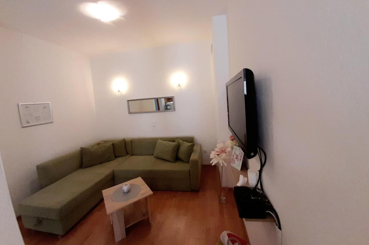 Apartments Akmadzic マカルスカ エクステリア 写真