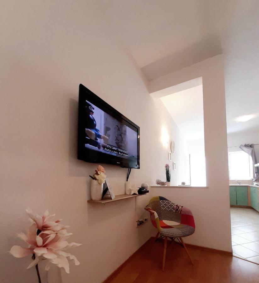 Apartments Akmadzic マカルスカ エクステリア 写真